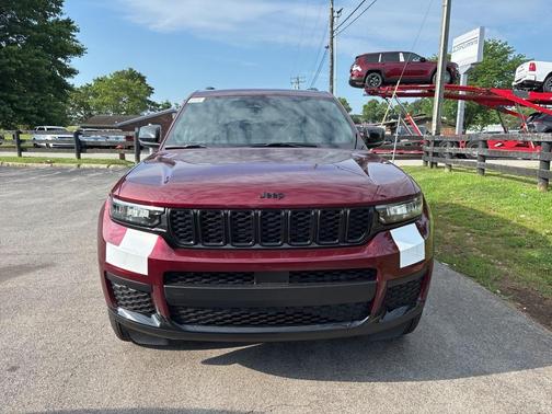 2025 Jeep Grand Cherokee L Laredo
