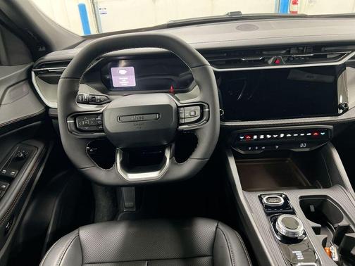 Diamond Black 2026 Jeep Cherokee LAREDO/LIMITED