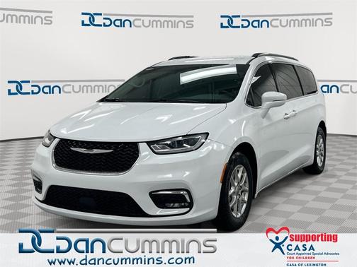 2022 Chrysler Pacifica Touring-L