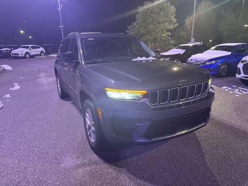 2024 Jeep Grand Cherokee Laredo