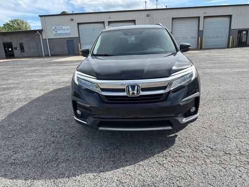 2019 Honda Pilot Touring 8-Passenger