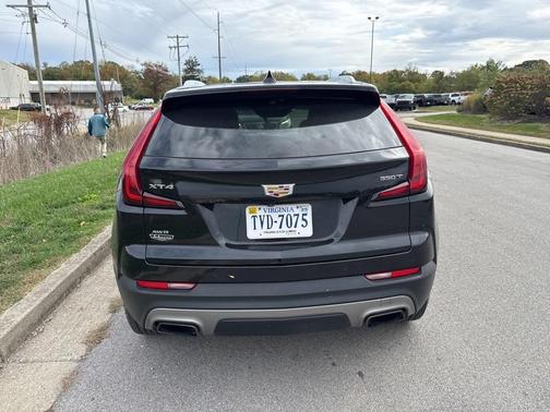 2020 Cadillac XT4 Premium Luxury