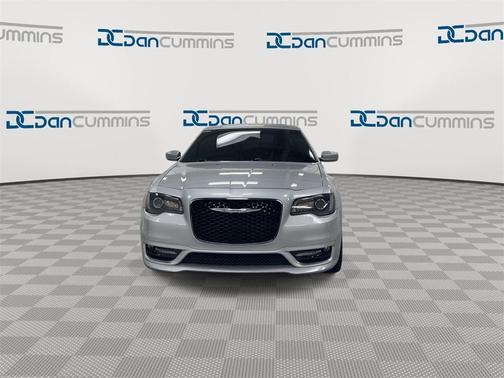 2020 Chrysler 300 S