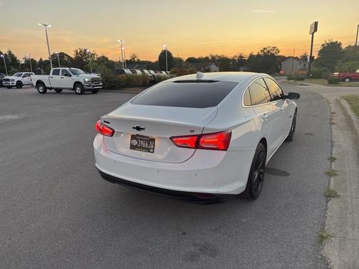 2021 Chevrolet Malibu LT