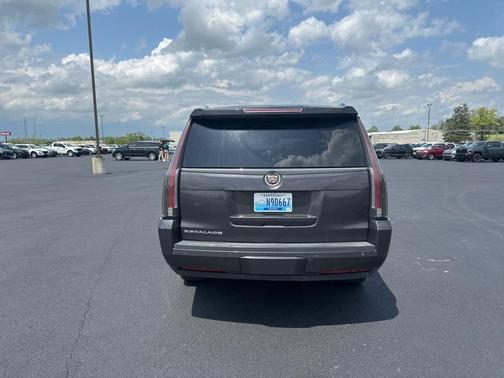 2015 Cadillac Escalade ESV Luxury