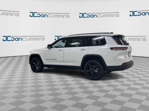 Bright White Clearcoat 2026 Jeep Grand Cherokee L Limited