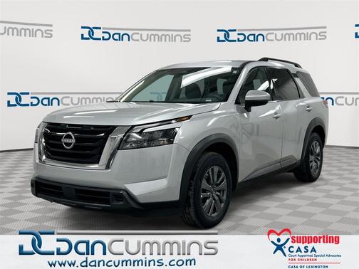 2024 Nissan Pathfinder SV