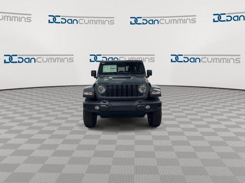 Anvil Clearcoat 2026 Jeep Gladiator Sport