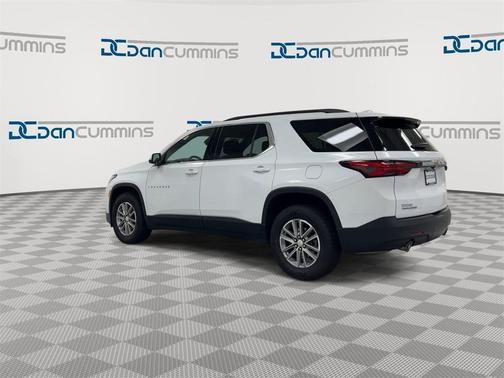 2022 Chevrolet Traverse LT Leather