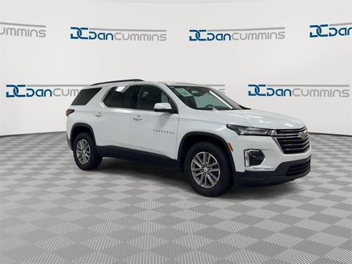 2022 Chevrolet Traverse LT Leather