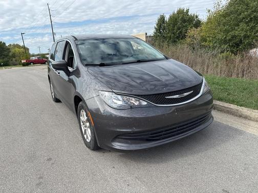 2017 Chrysler Pacifica Touring