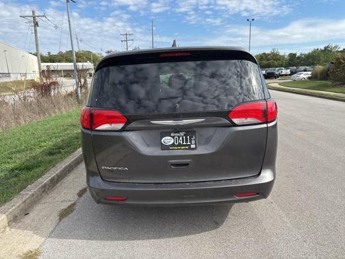 2017 Chrysler Pacifica Touring