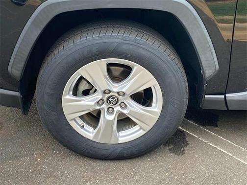 2019 Toyota RAV4 Hybrid LE