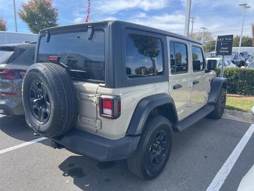 2022 Jeep Wrangler Unlimited Sport