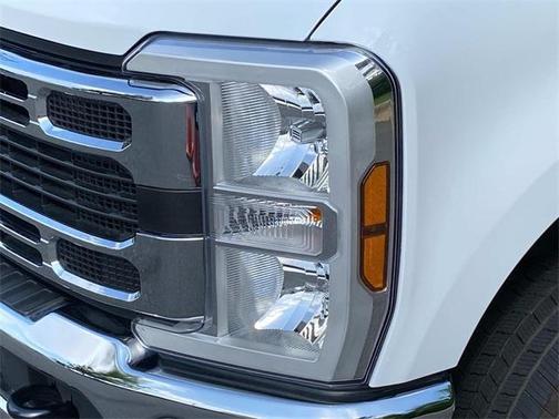 2024 Ford F-350 XLT