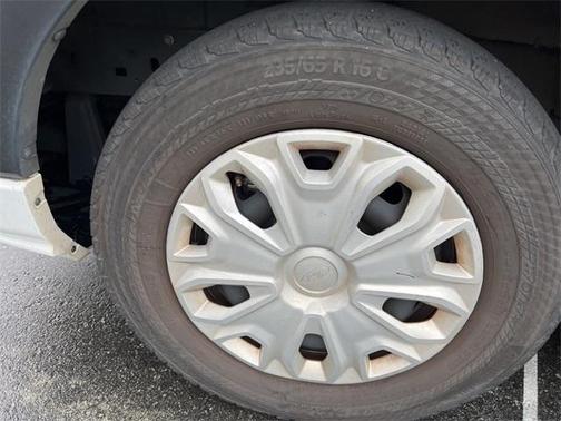 2024 Ford Transit-350 XLT