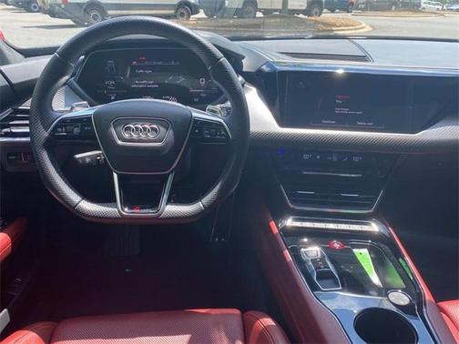 2023 Audi RS e-tron GT Base