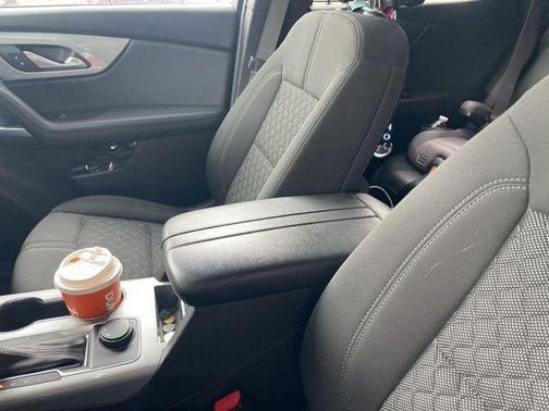 Black 2020 Chevrolet Blazer 1LT