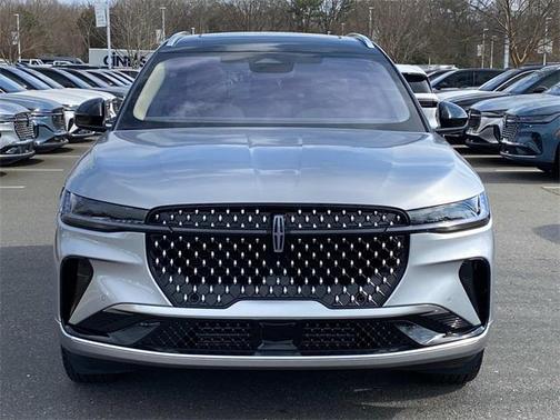 2025 Lincoln Nautilus Reserve
