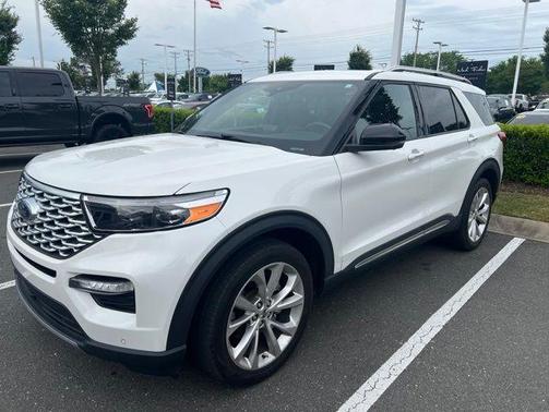Star White 2023 Ford Explorer Platinum