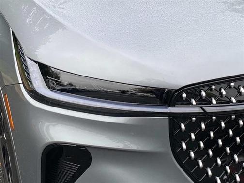 2025 Lincoln Nautilus Reserve