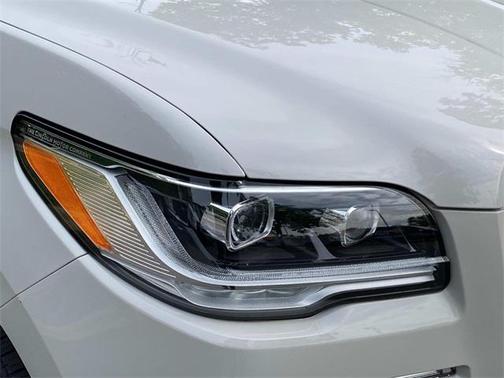 2022 Lincoln Navigator L Reserve