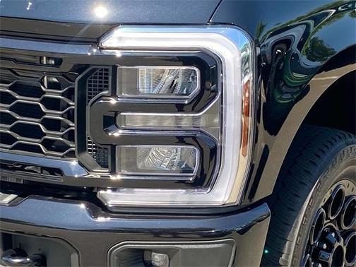 2025 Ford F-350 XLT