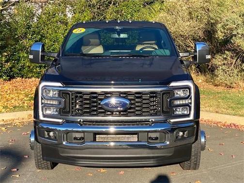 2025 Ford F-450 Lariat
