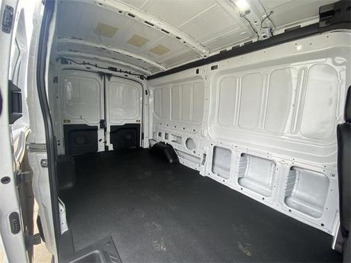 2025 Ford Transit-250 148 WB Medium Roof Cargo