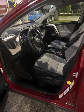 2018 Toyota RAV4 Hybrid LE