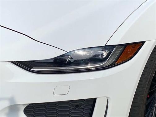 2020 Jaguar XE R-Dynamic S