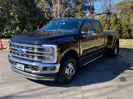 2025 Ford F-350 Lariat Super Duty