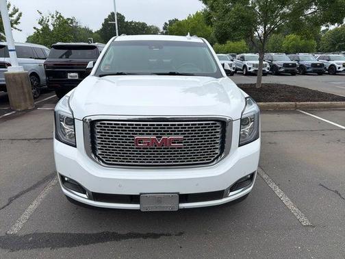 Summit White 2017 GMC Yukon Denali