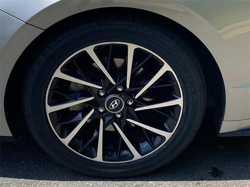 2020 Hyundai SONATA SEL Plus