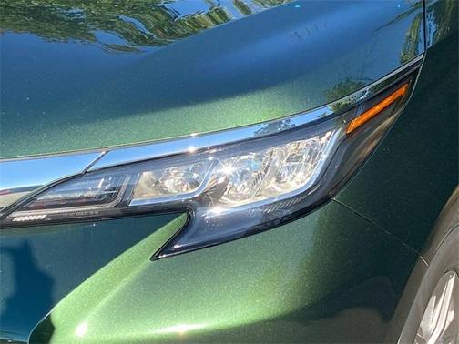 2022 Toyota Sienna XLE