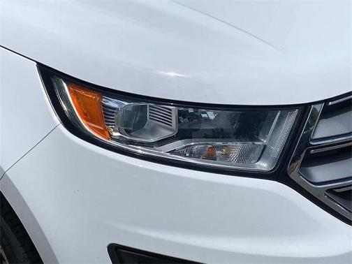 2017 Ford Edge SE