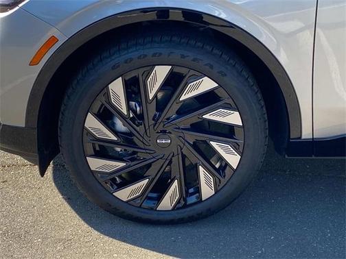 2025 Lincoln Nautilus Reserve