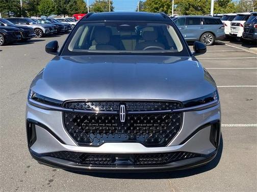 2025 Lincoln Nautilus Reserve