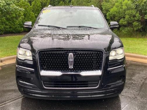 2023 Lincoln Navigator L Reserve