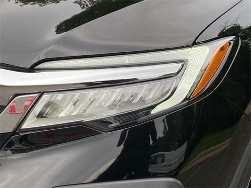 2022 Honda Pilot Touring 7-Passenger