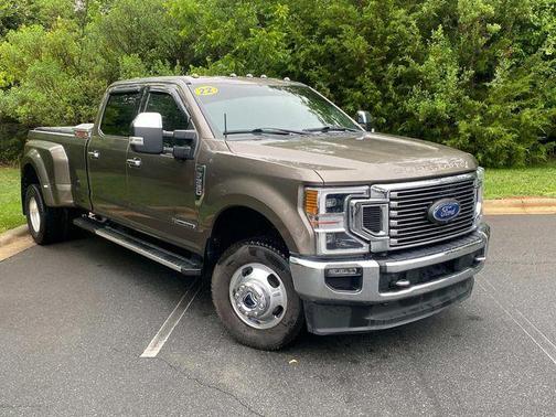 Stone Gray Metallic 2022 Ford F-350 Lariat Super Duty