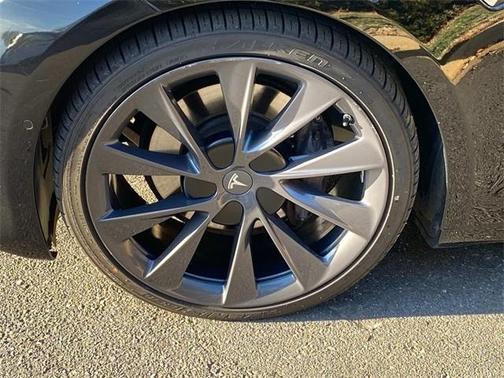 2020 Tesla Model S Long Range