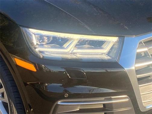 2018 Audi Q5 2.0T Premium Plus