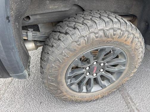 2023 GMC Sierra 1500 AT4X