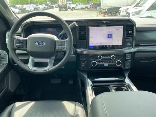 2025 Ford F-350 Lariat Super Duty