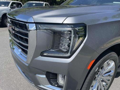 Satin Steel Metallic 2022 GMC Yukon SLT