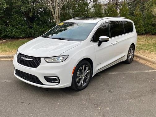 2026 Chrysler Pacifica Pinnacle