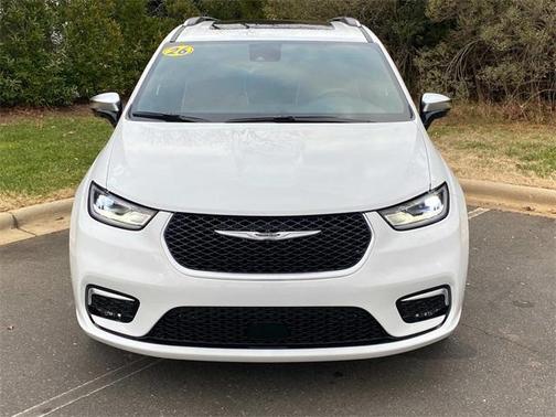 2026 Chrysler Pacifica Pinnacle