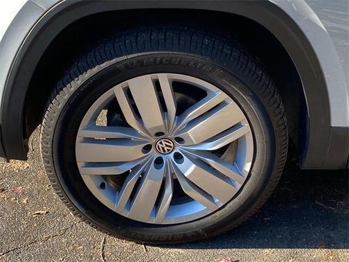 2019 Volkswagen Atlas 3.6L SE w/Technology