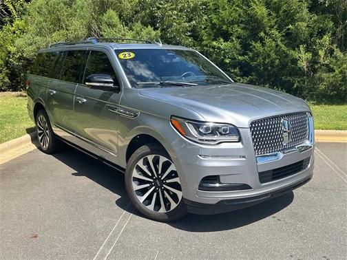 2023 Lincoln Navigator L Reserve